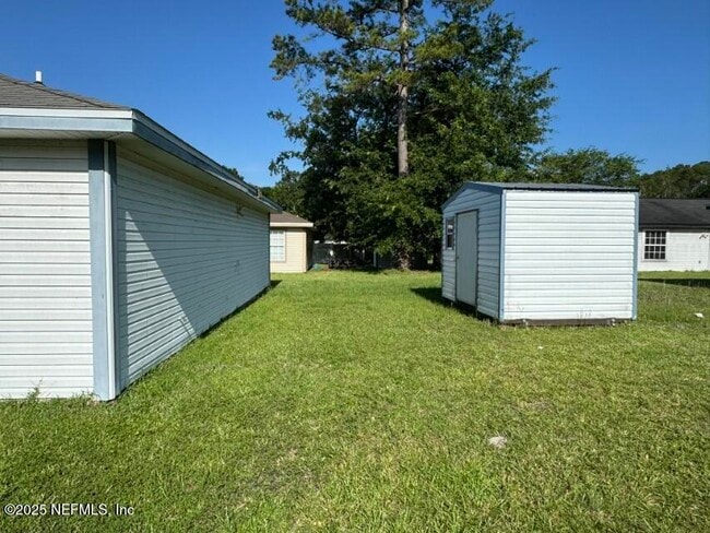 Building Photo - 4019 Bryant Glen Ave