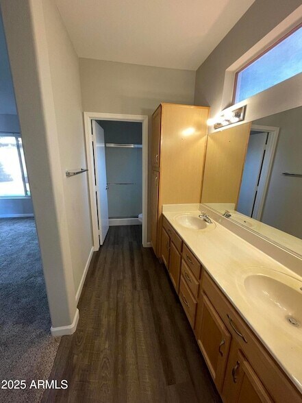 Building Photo - 14236 W Caballero Dr