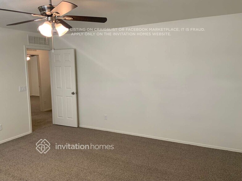 Building Photo - 1806 E Patrick Ln
