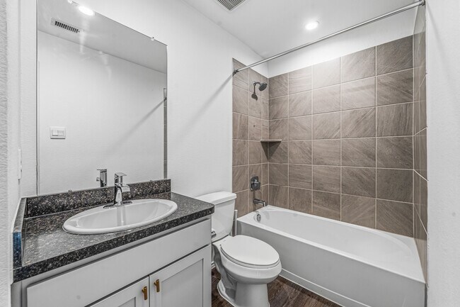 Building Photo - 24122 Juniper Hts Dr