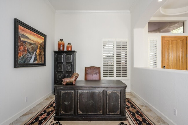Building Photo - 14705 Canyon Dr