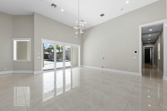 Building Photo - 15503 Temple Blvd