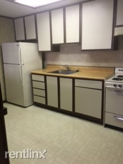 Building Photo - 501 Red Deer Ln