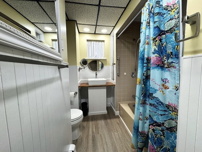 Building Photo - 22 Dana St