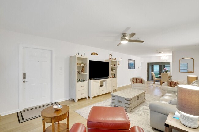 Building Photo - 4180 Mango Tree Ct