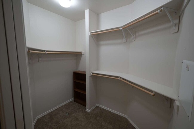 Building Photo - 2 bed plus office, 2 bathroom condo in Sun...