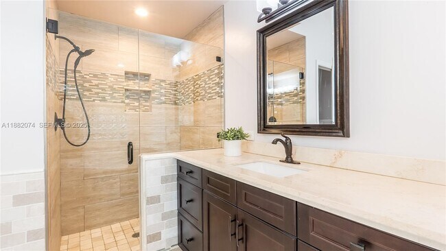 Building Photo - 10337 NW 53rd Ct