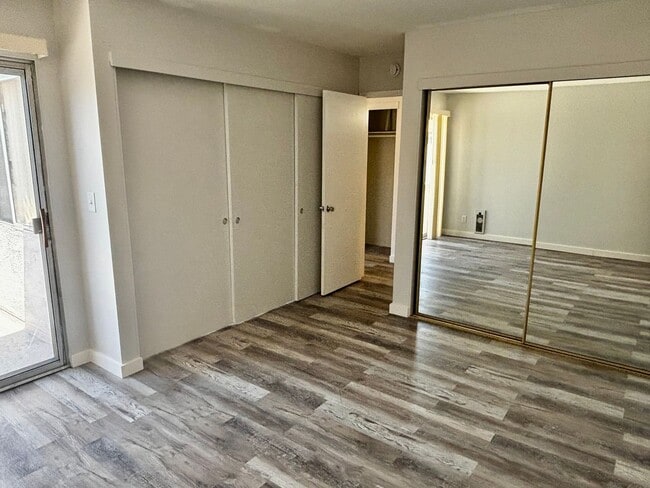 Building Photo - 1 Bed/1 Bath Condo With Bonus Room
