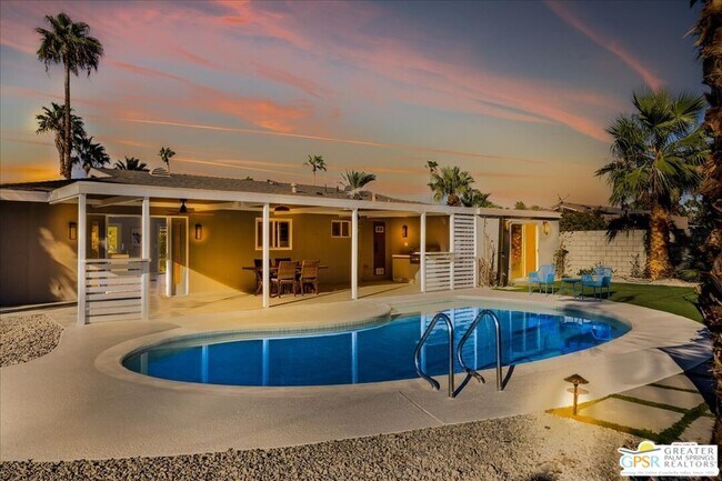 Building Photo - 505 E Molino Rd