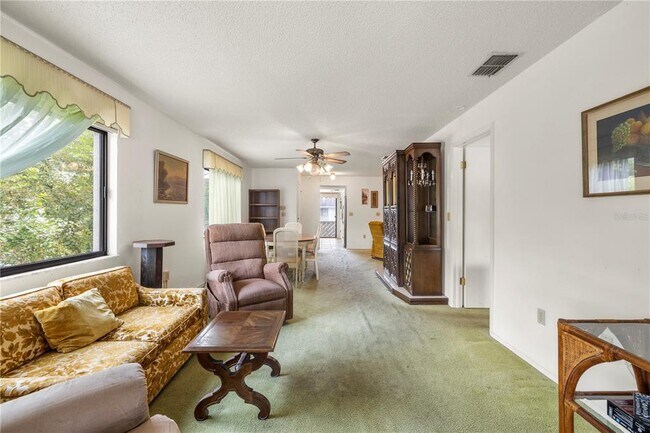 Building Photo - 8023 Feather Ct