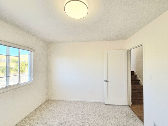 Building Photo - Lovely home in Daly City