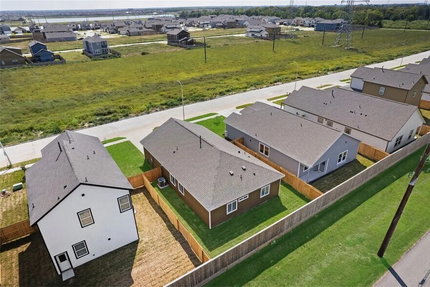 Building Photo - 1127 Santee Ct