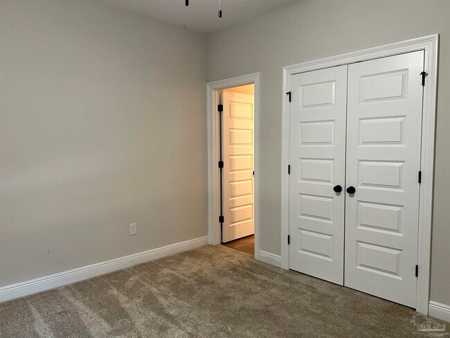 Building Photo - 4084 Blue Hillside Ln