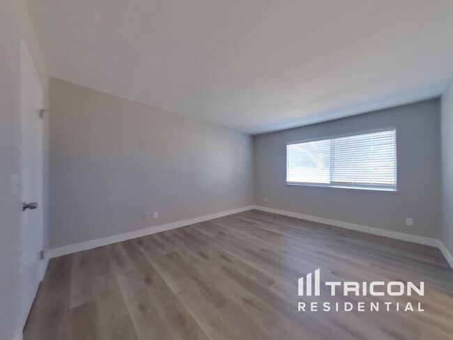 Building Photo - 13636 Rundell Dr