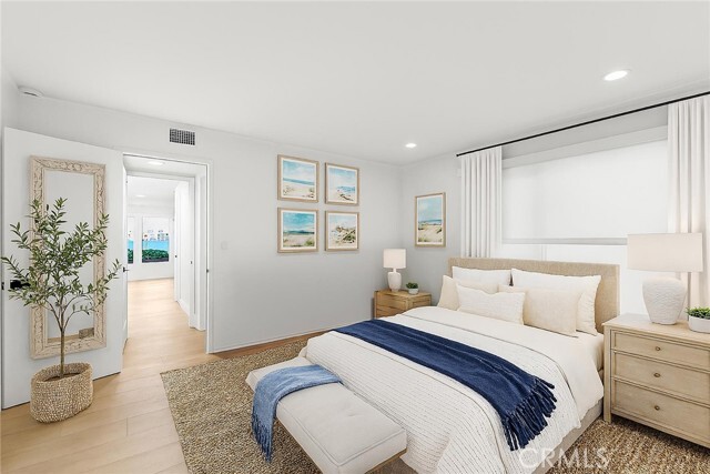 Building Photo - 404 S Bay Front