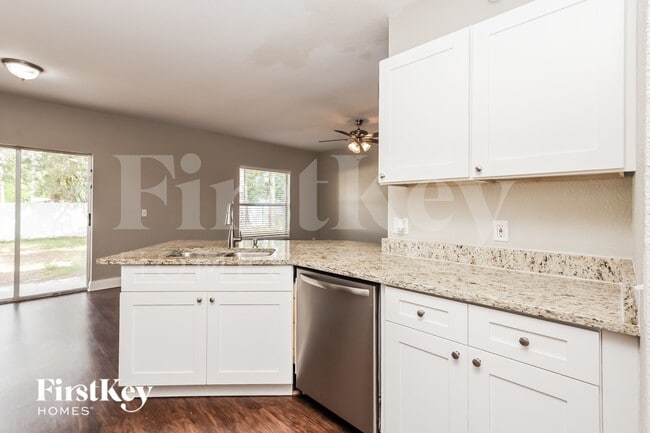 Building Photo - 1553 S Cranberry Blvd