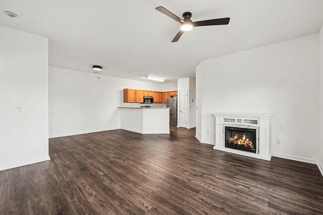 Building Photo - 961 Mistflower Ln