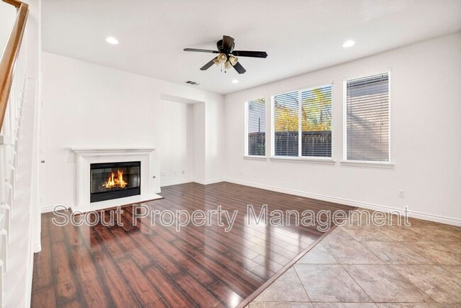 Building Photo - 27411 Lock Haven Ct