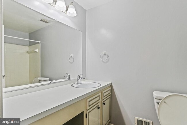 Building Photo - 12113 Pheasant Run Dr