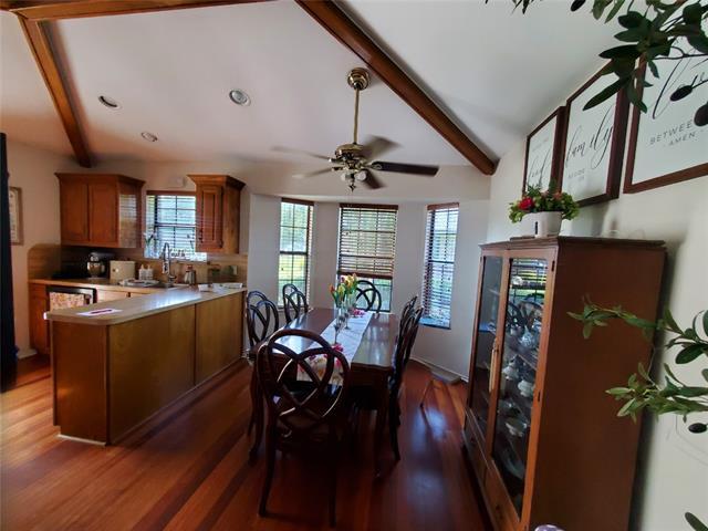 Building Photo - 804 Sandy Creek Dr