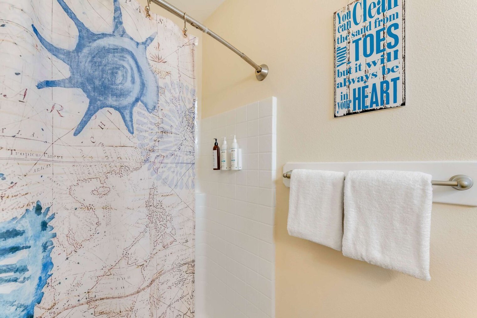 Building Photo - 15213 Beach Way Dr