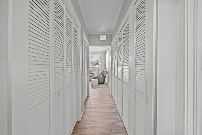 Building Photo - 4196 N Lee St