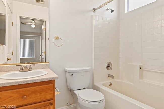 Building Photo - 6671 E Walnut Canyon Dr