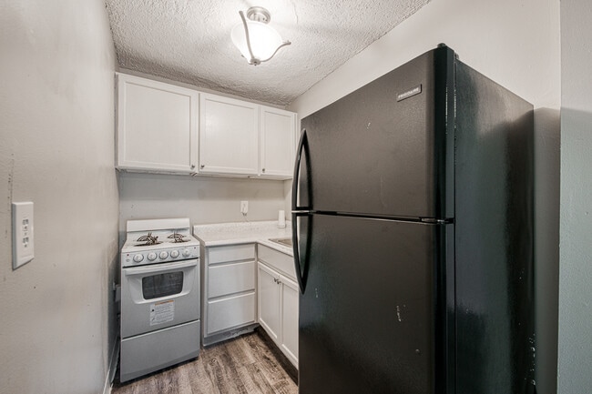 Building Photo - Hoffman Apartments