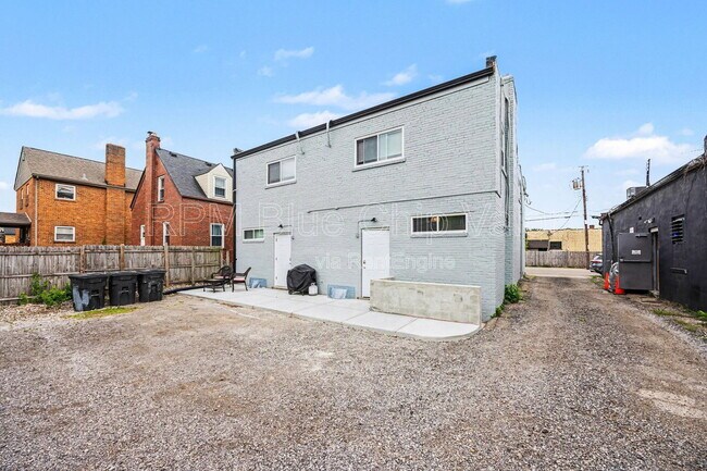 Building Photo - 3982 Superior Ave