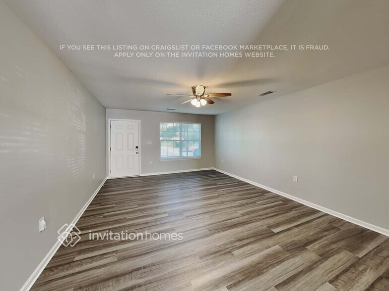 Building Photo - 236 Hunslet Cir