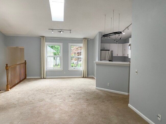 Building Photo - 152 Tyson Commons Ln