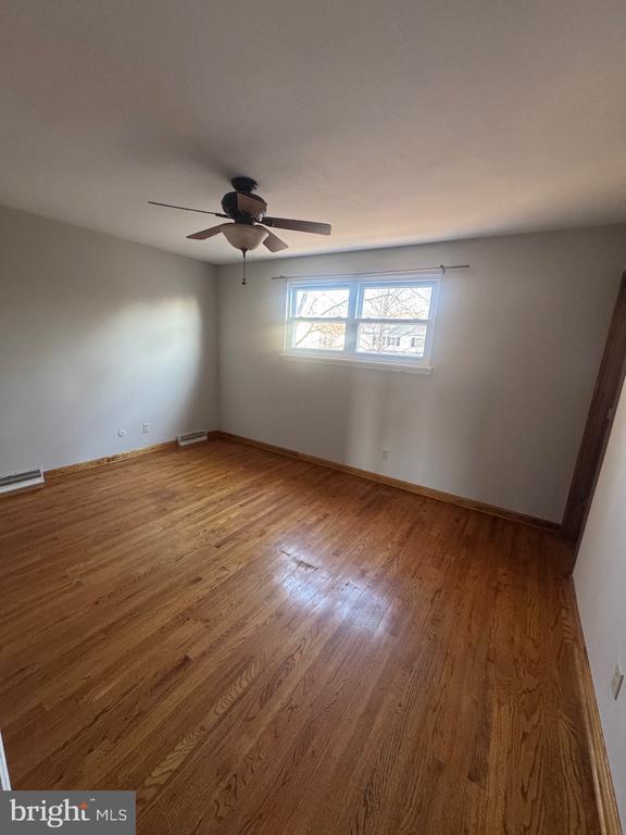 Building Photo - 172 Chapel Dr