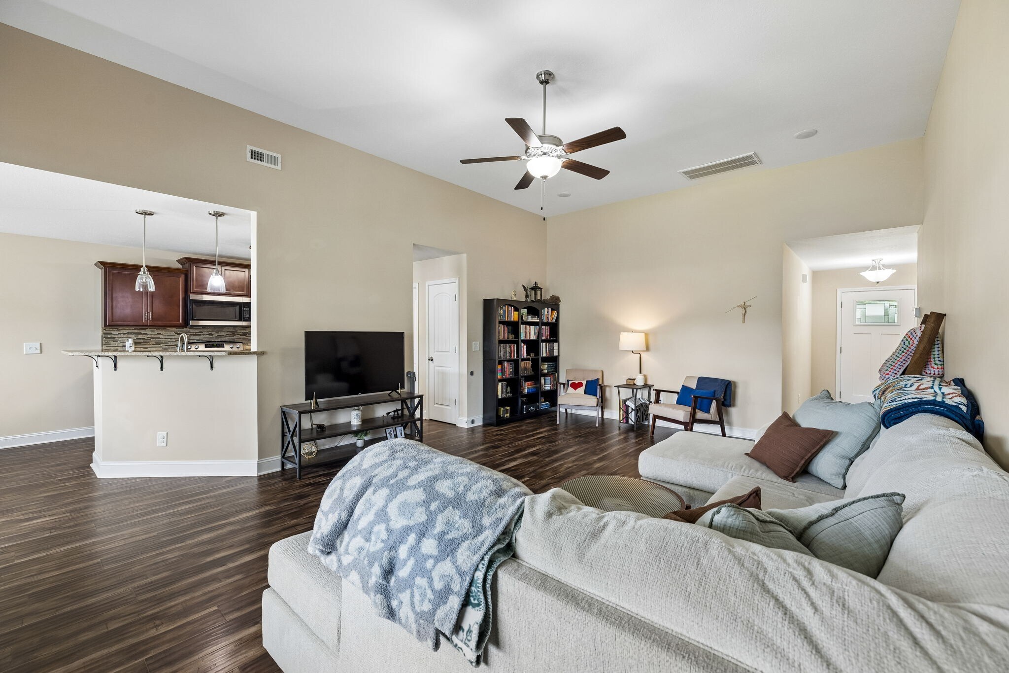 Building Photo - 1151 Eagles Bluff Dr