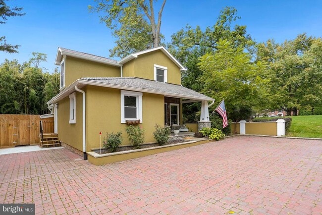 Building Photo - 2730 Oak Valley Dr