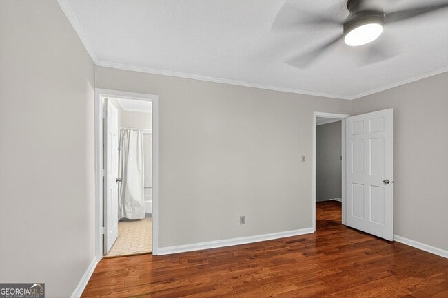 Building Photo - 898 Chippendale Ln
