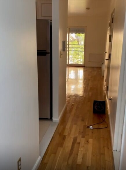 Building Photo - 1833 Phelan Pl