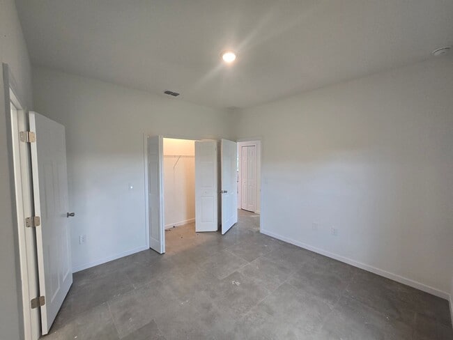 Building Photo - BRAND NEW 2/2/1 -SW LEHIGH ACRES