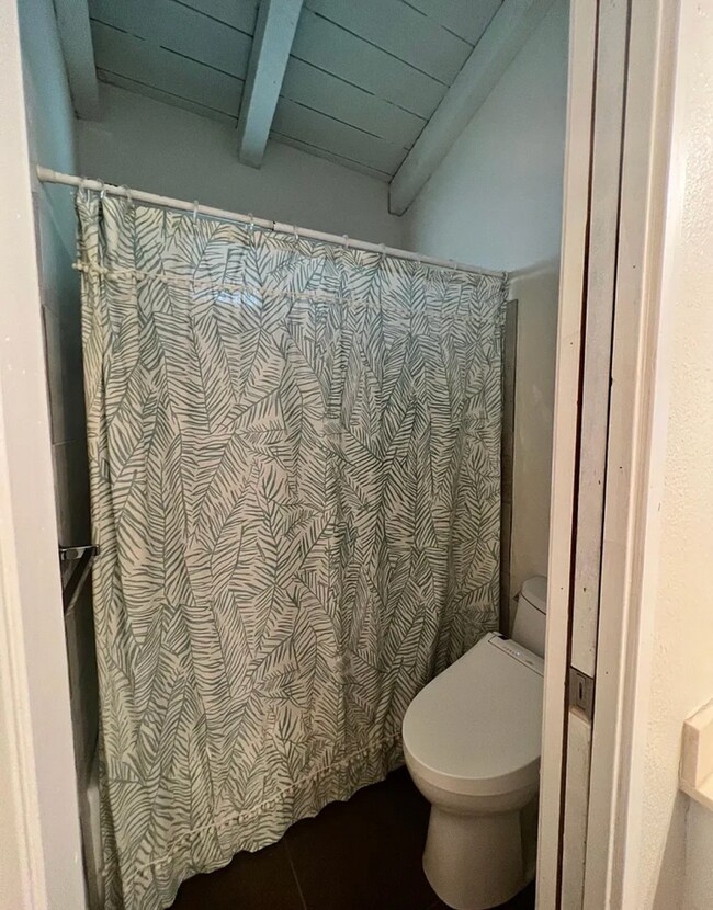 Building Photo - Beautiful 3BD/2BA Hawaii Kai Home | 2-Car Garage | Mountainside Setting