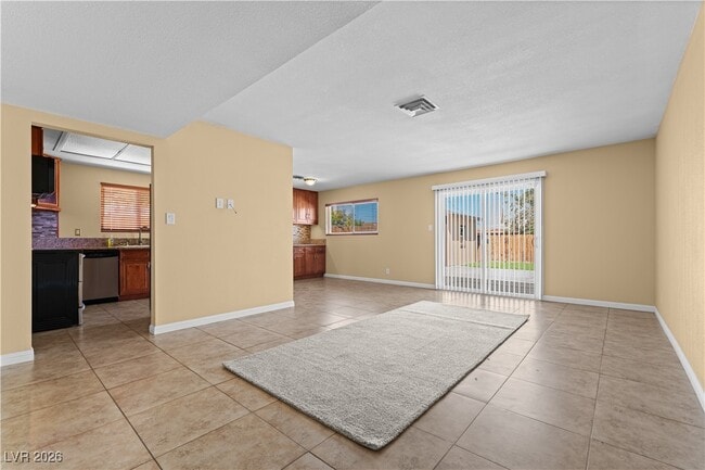 Building Photo - 3578 Anthony Dr