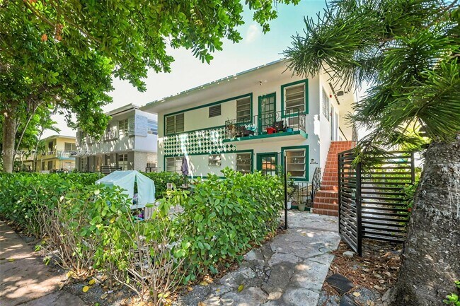 Building Photo - 934 Meridian Ave