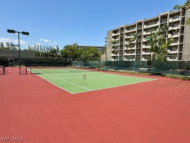 Building Photo - 3910 Inverrary Blvd