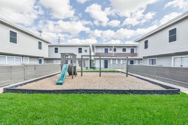 Building Photo - 8271 Stone St