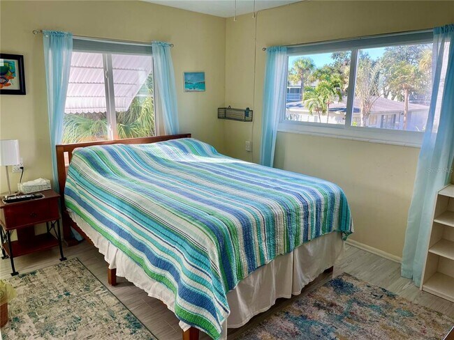 Building Photo - 1625 Leisure Dr