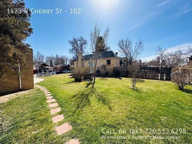 Building Photo - 1475 N Cherry St