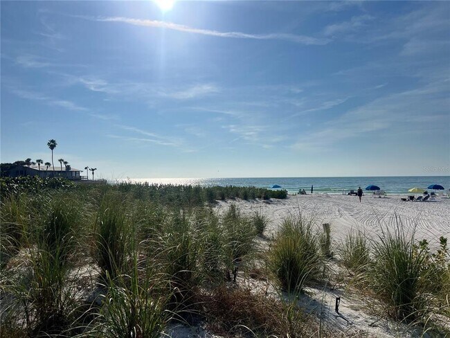 Building Photo - 1001 Point of Rocks Rd