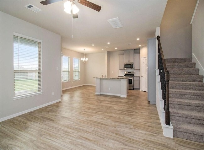 Building Photo - 13205 Leisure Cove Dr