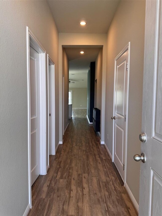 Building Photo - 5609 Bellissima Way