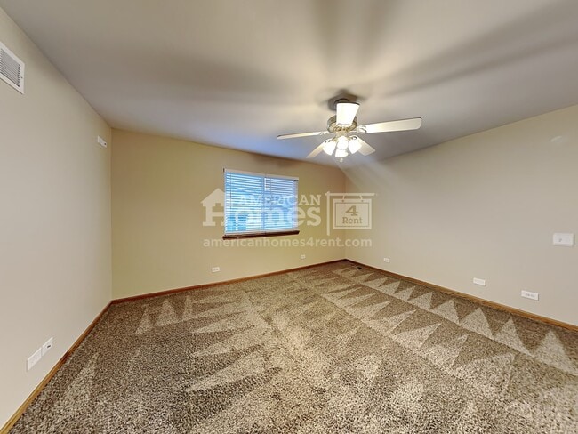 Building Photo - 14928 S Bunratty Drive