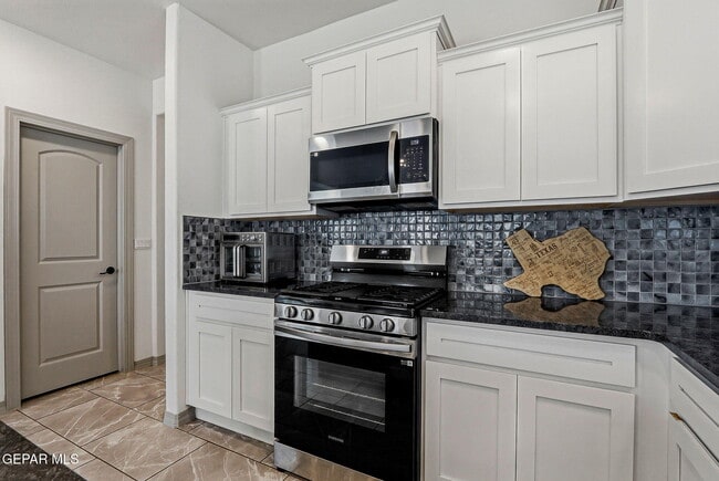 Building Photo - 3601 Hill Sand Pl
