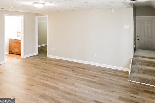 Building Photo - 87 Oak Landing Cir